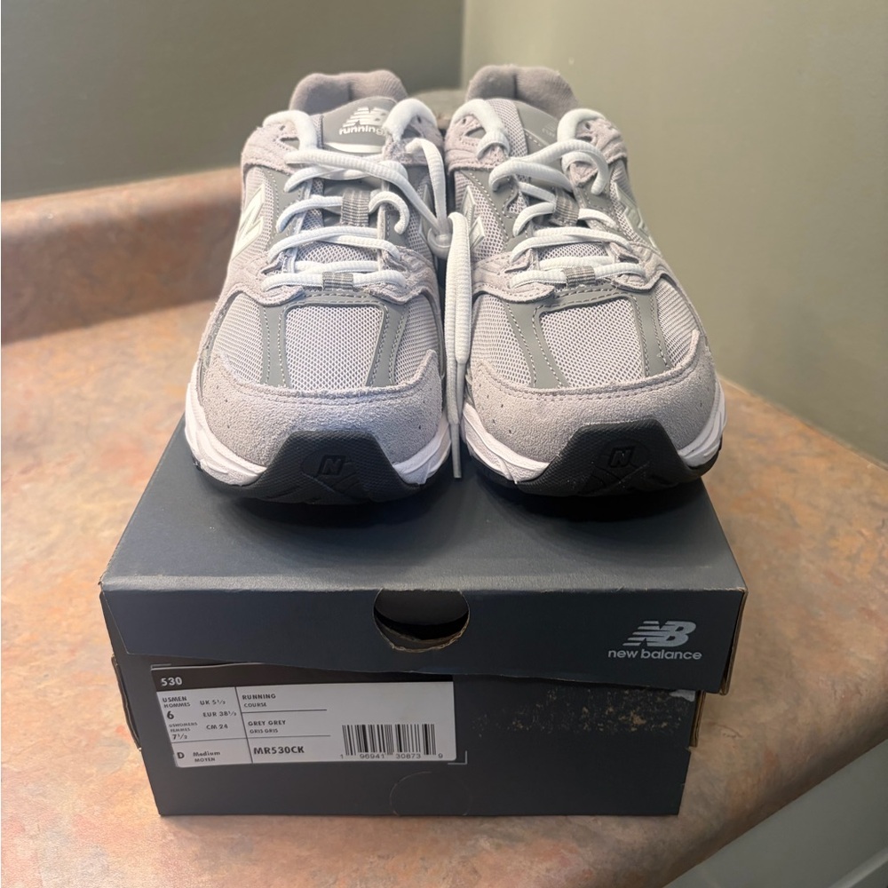 New Balance 530 Gray Athletic Mesh & Suede Sneakers - Picture 2 of 6
